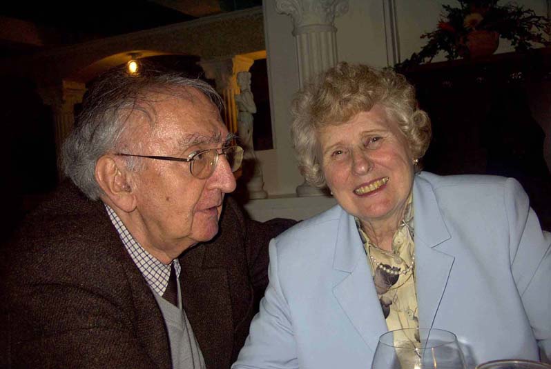 10019lesung.jpg  (122 kB)