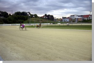 05039rennbahn.JPG  (94 kB)