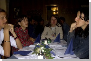 06013mittagessen.jpg  (132 kB)