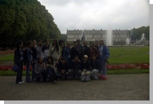 06036schloss-garten.jpg  (119 kB)